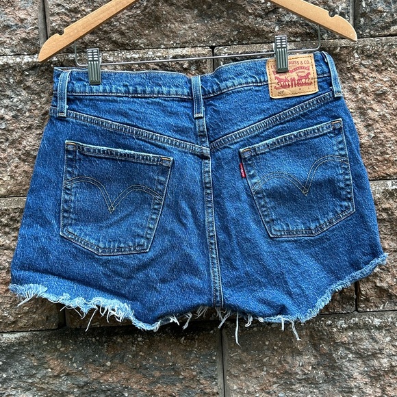 Levi's Cut Off HIGH Rise Denim Shorts 501 - Picture 3 of 10